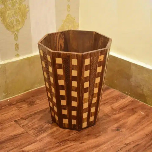 Wooden Checkered Dustbin