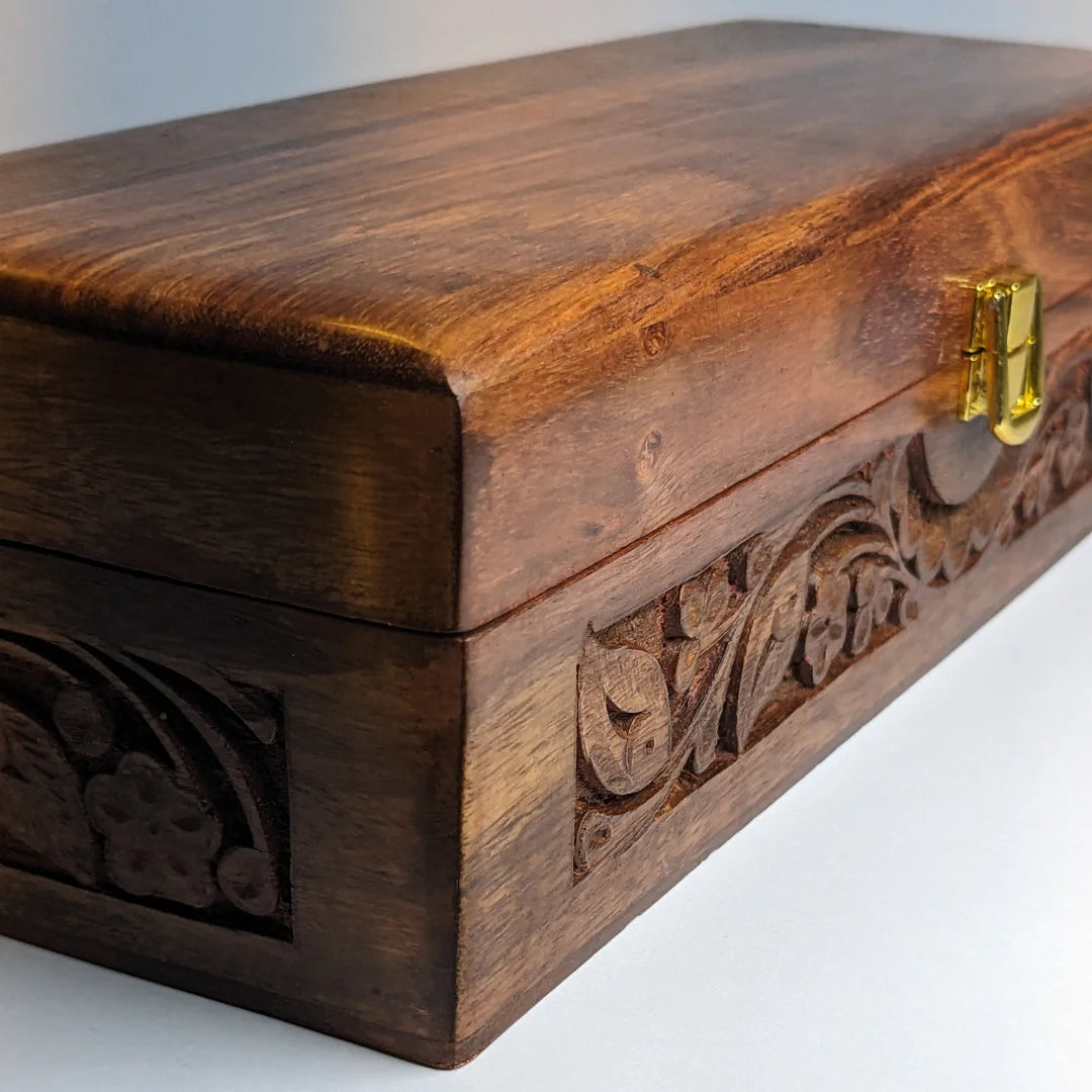 Wooden Watch Box with Plain Top, Carving Art & Shape-Holding Cushions – Organizer for 5 Watches