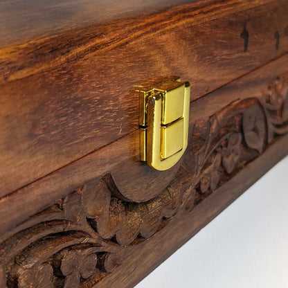 Wooden Watch Box with Plain Top, Carving Art & Shape-Holding Cushions – Organizer for 5 Watches