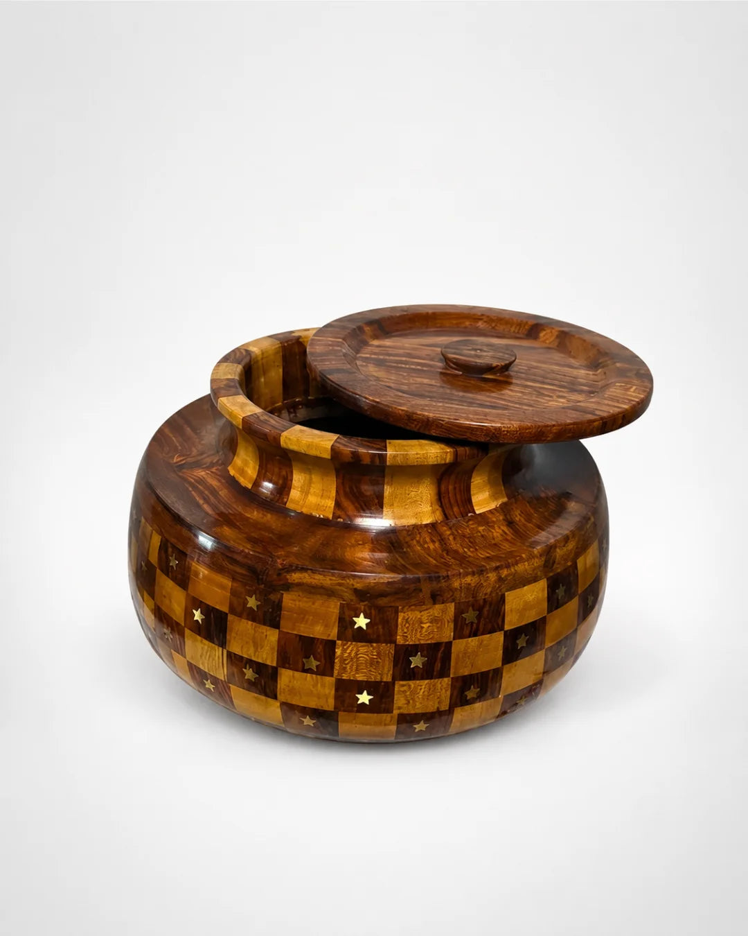 Handcrafted Wooden Daig-Style Hotpot — Checkered Pattern, Deeper Capacity for Large Families