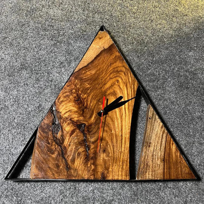 The Pinnacle Live Edge Clock - Woodistan