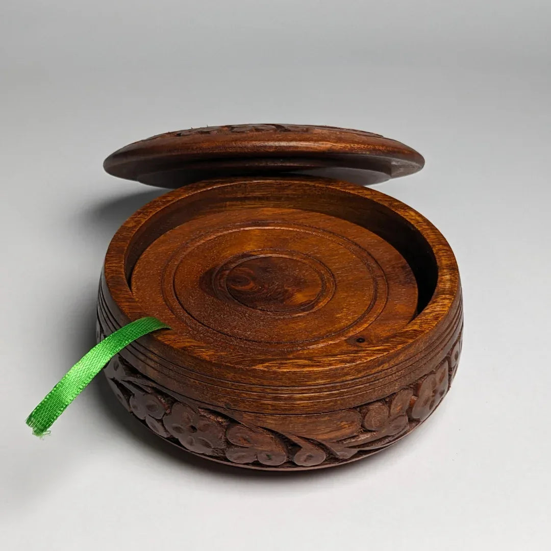 Wooden Tea Mats with Carving Art (Set of 06) - Woodistan