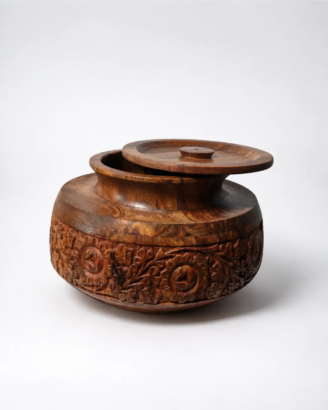 Handcrafted Wooden Daig-Style Hotpot — Hand-Carved Art, Deep Capacity for Large Families